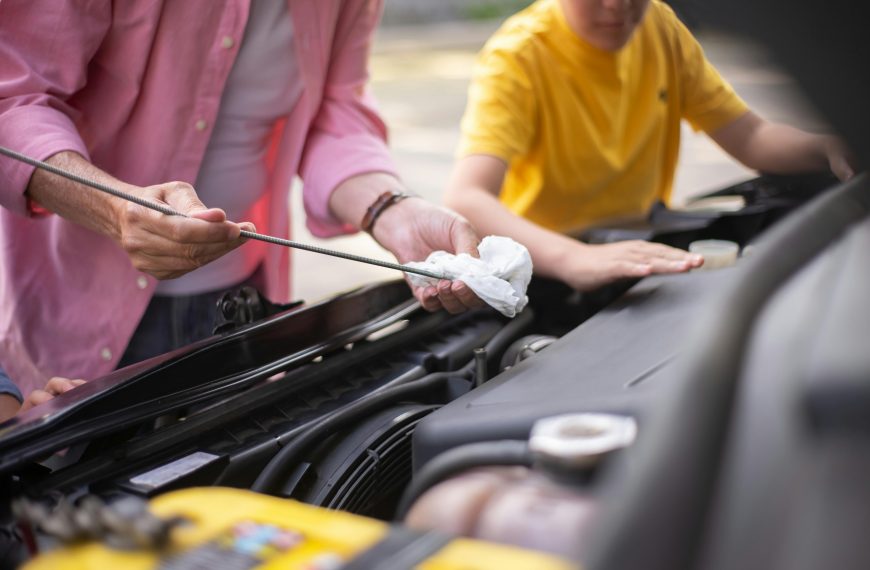 how to read oil dipstick